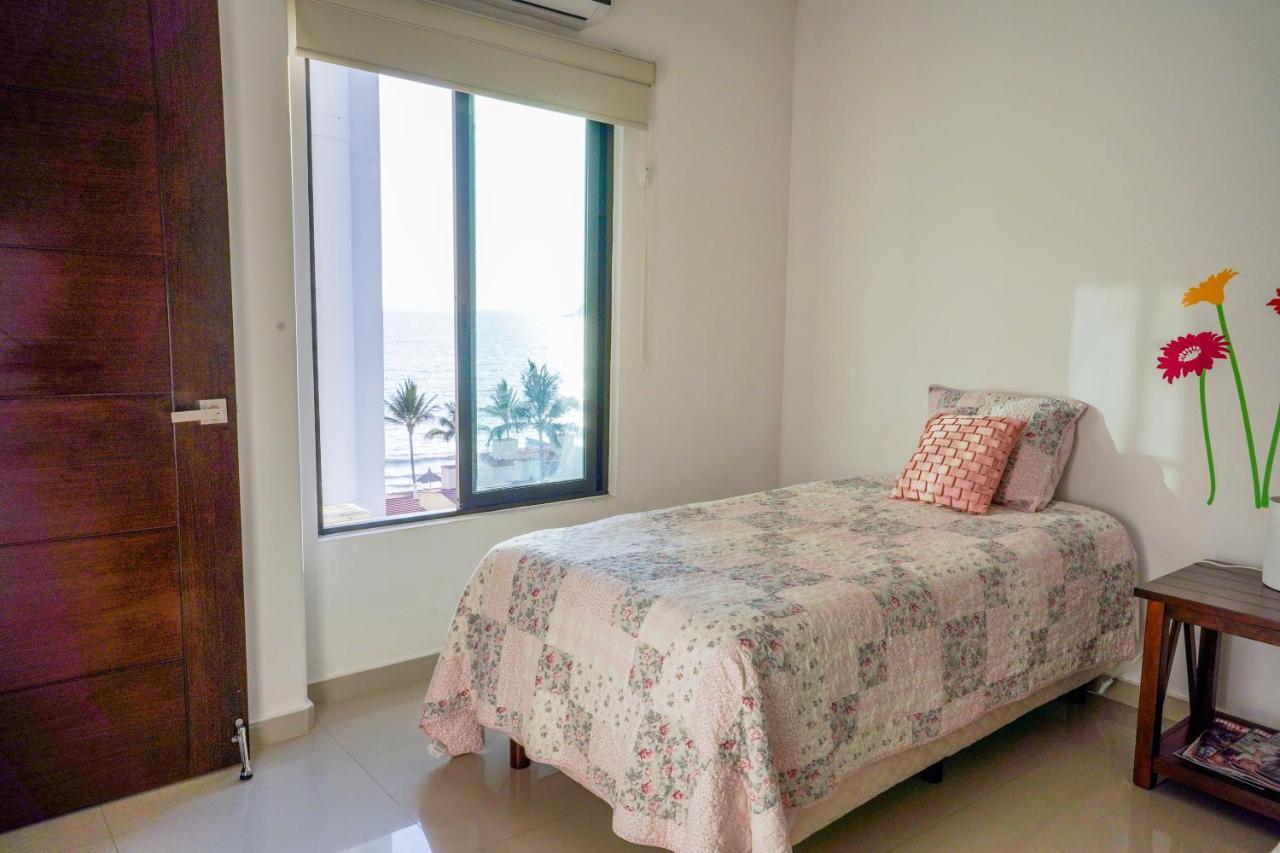Torre T Vacacional. Vista Al Mar Mazatlan Exterior photo